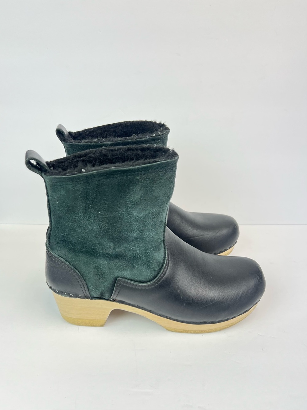 Vintage No 6 Pull On Shearling Clog Boot Mid Heel US 9.5 Euro 40 Suede Leather